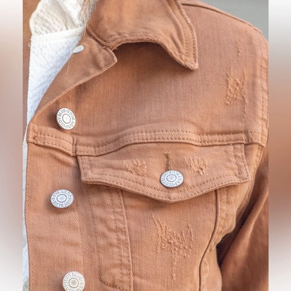 JUDY BLUE CAMEL GARMENT DYED GRINDING CROPPED DENIM JACKET LARGE - Picture 13 of 16